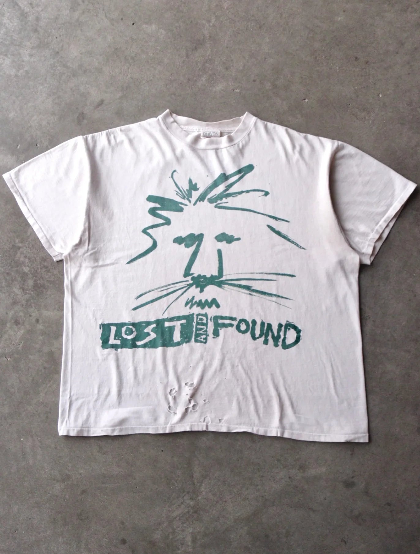 2000S LOST AND FOUND TEE