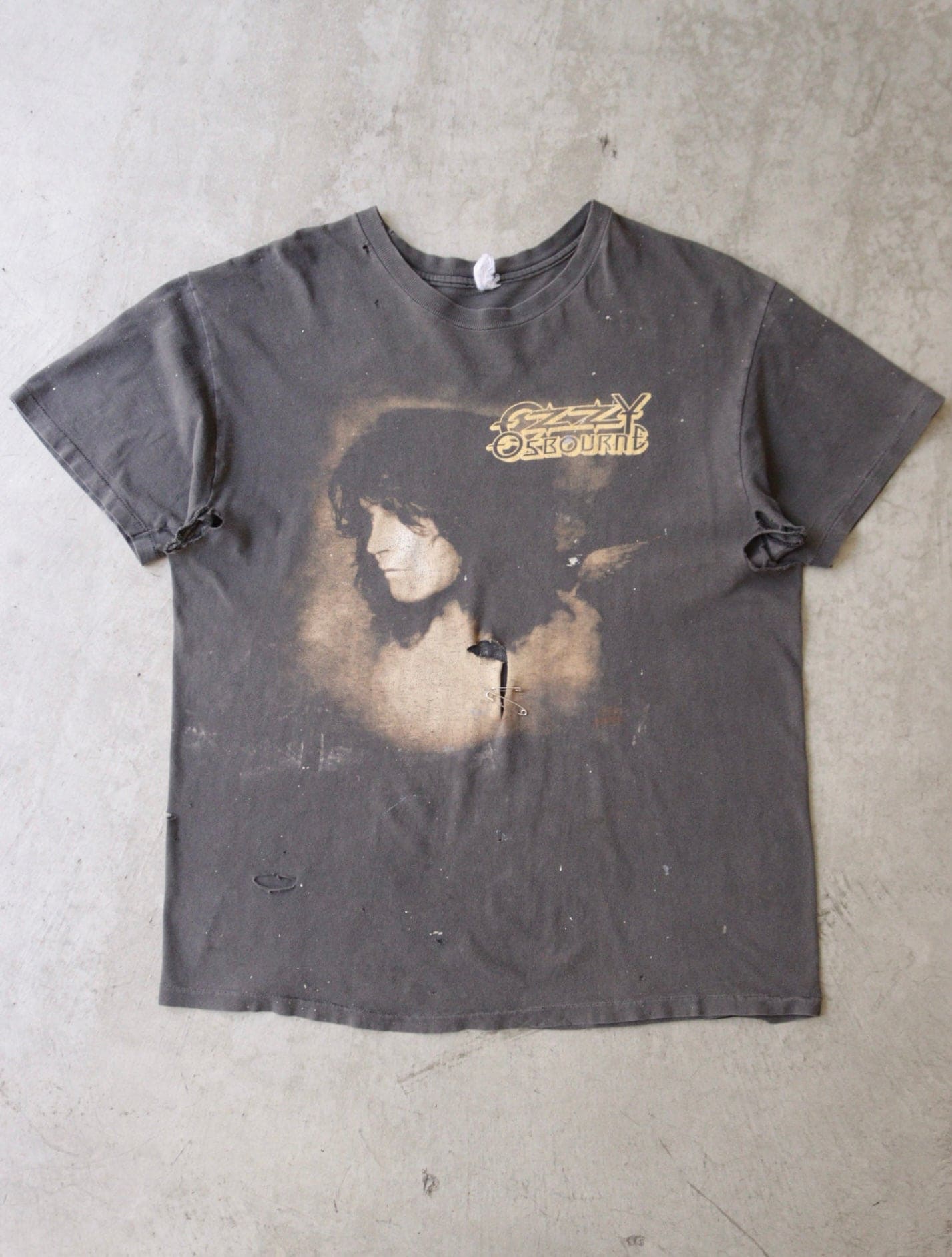 1990S OZZY THEATRE OF MADNESS FADED DISTRESSED BAND TEE