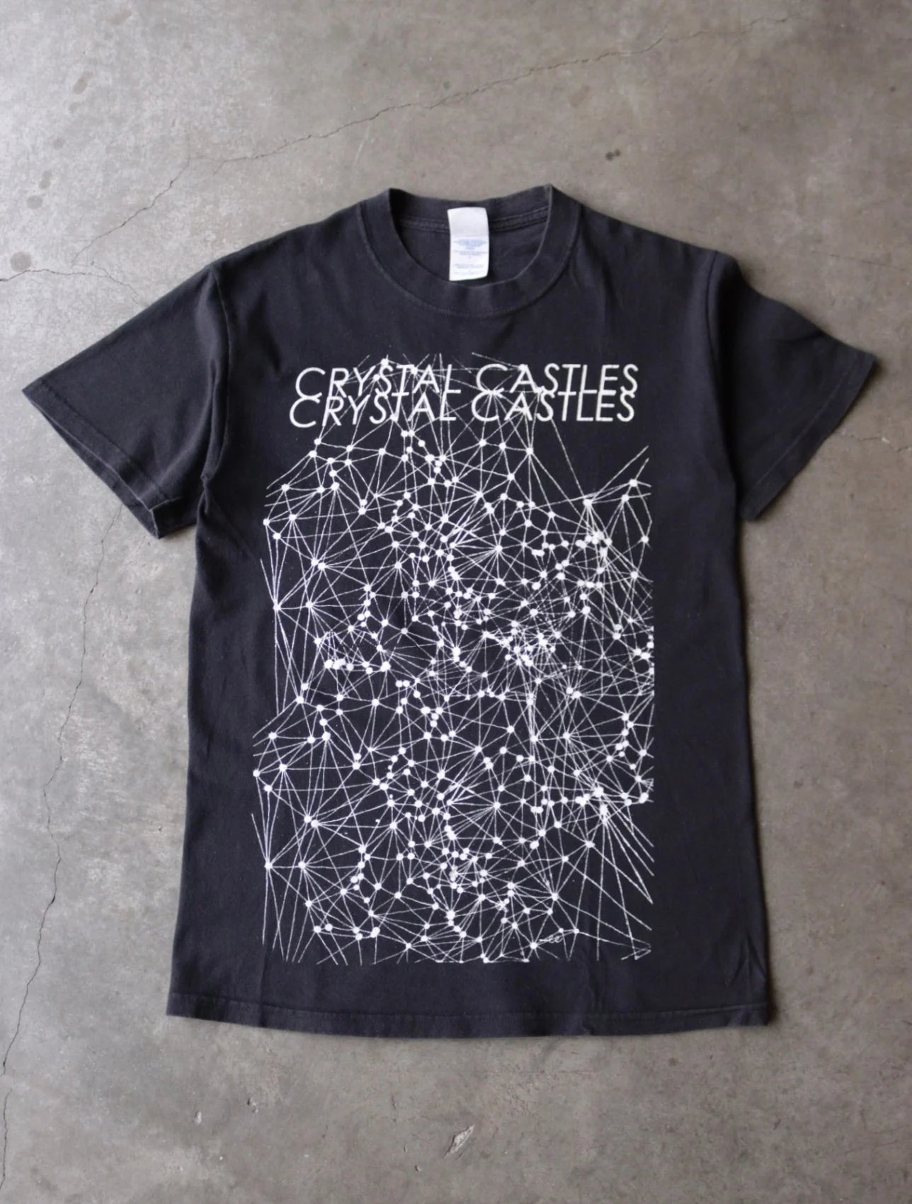2000S CRYSTAL CASTLES BAND TEE