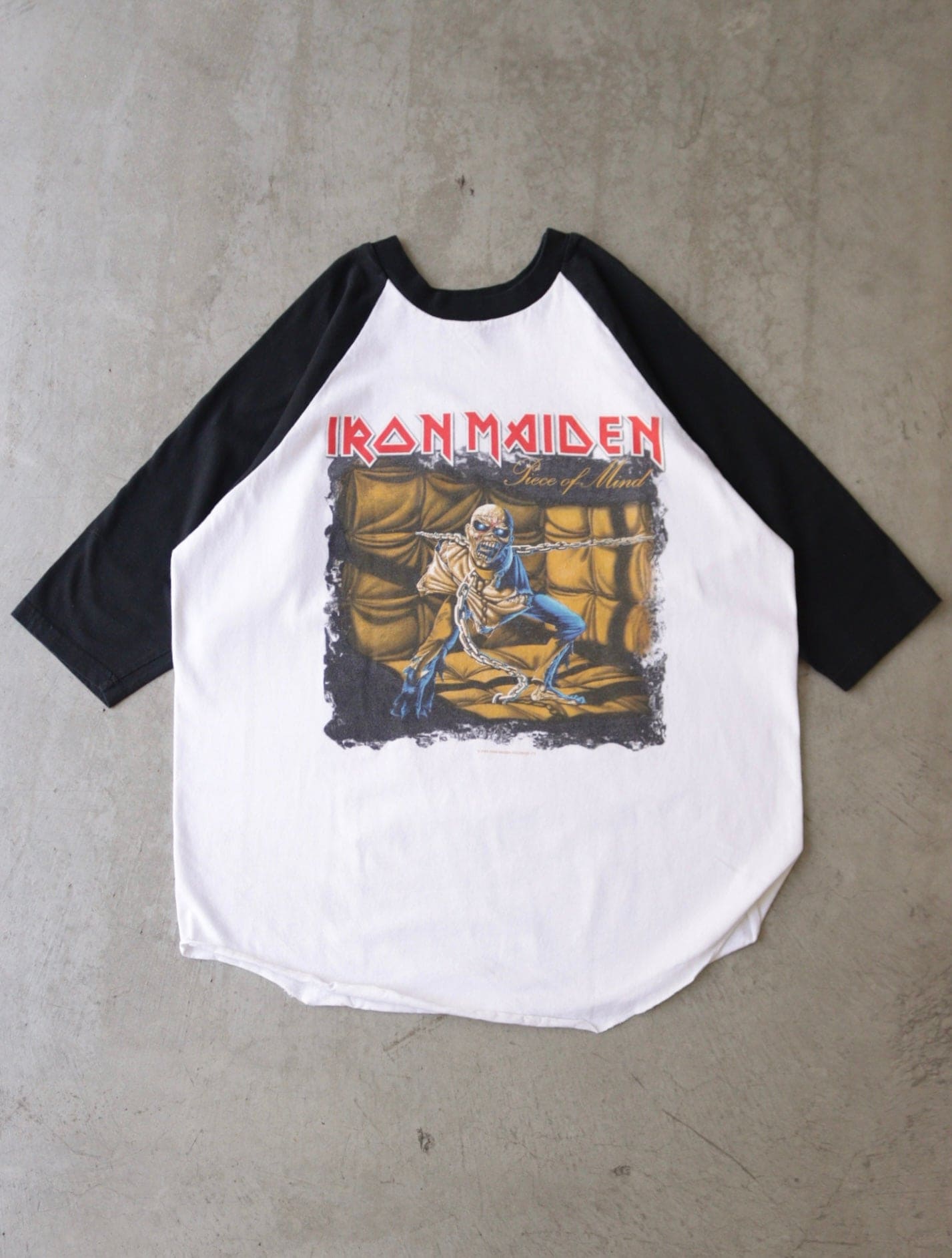 2000S IRON MAIDEN BAND JERSEY