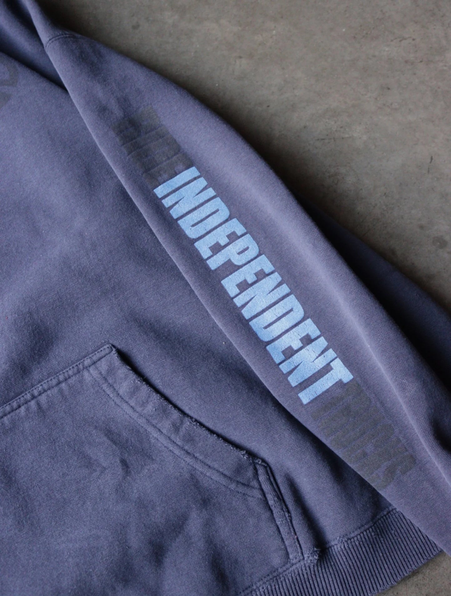 1990S INDEPENDENT HOODED SWEATSHIRT