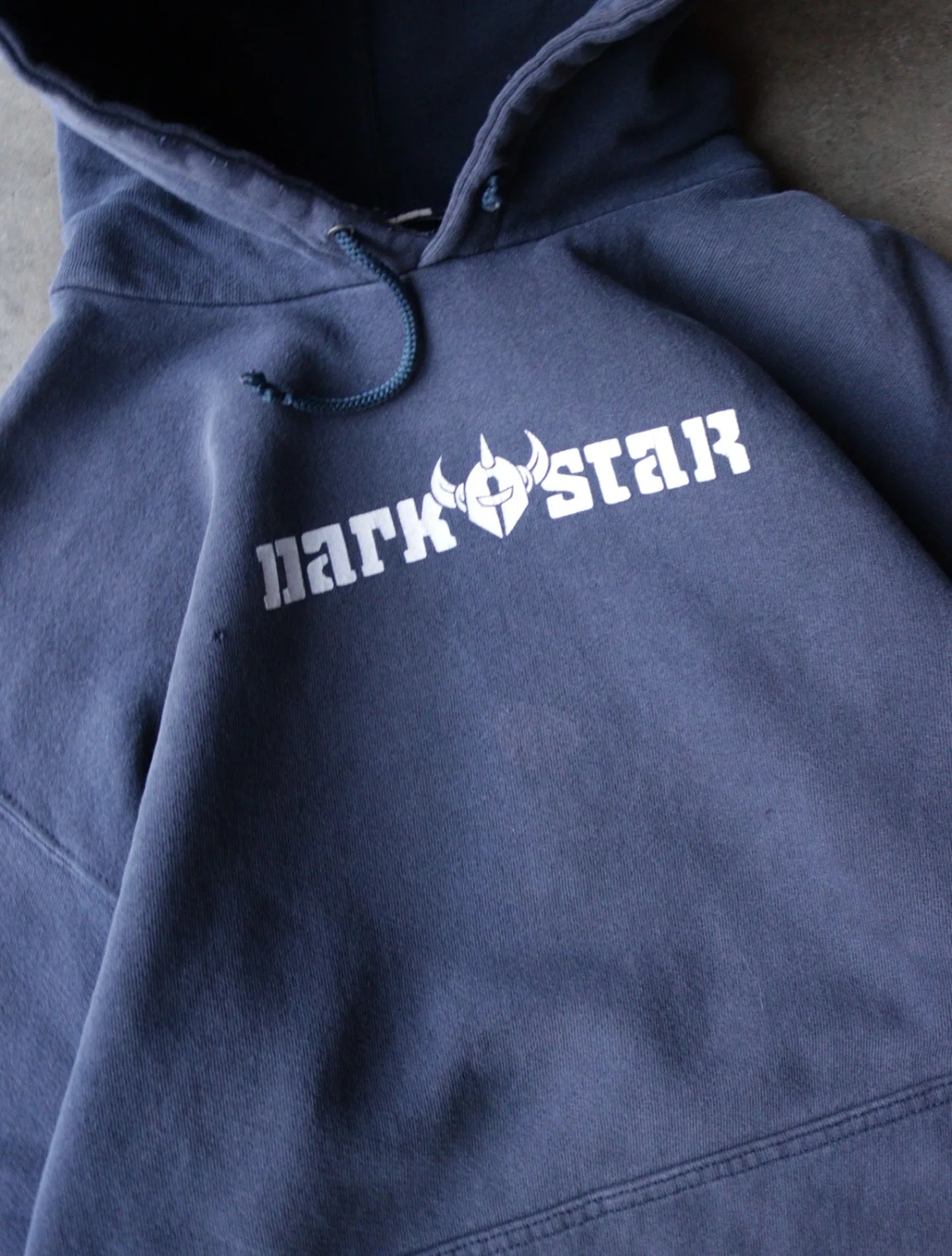 2000S DARK STAR HOODED SWEATSHIRT