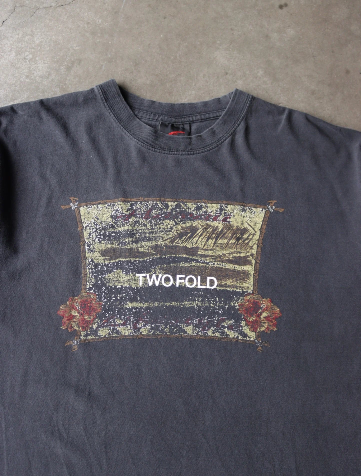 1990S TWOFOLD GRAPHIC TEE