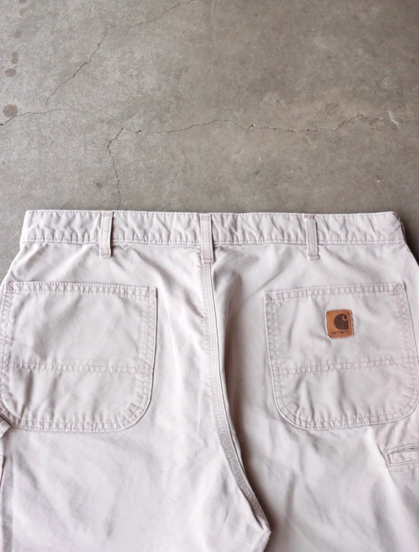 CARHARTT FRAYED SHORTS