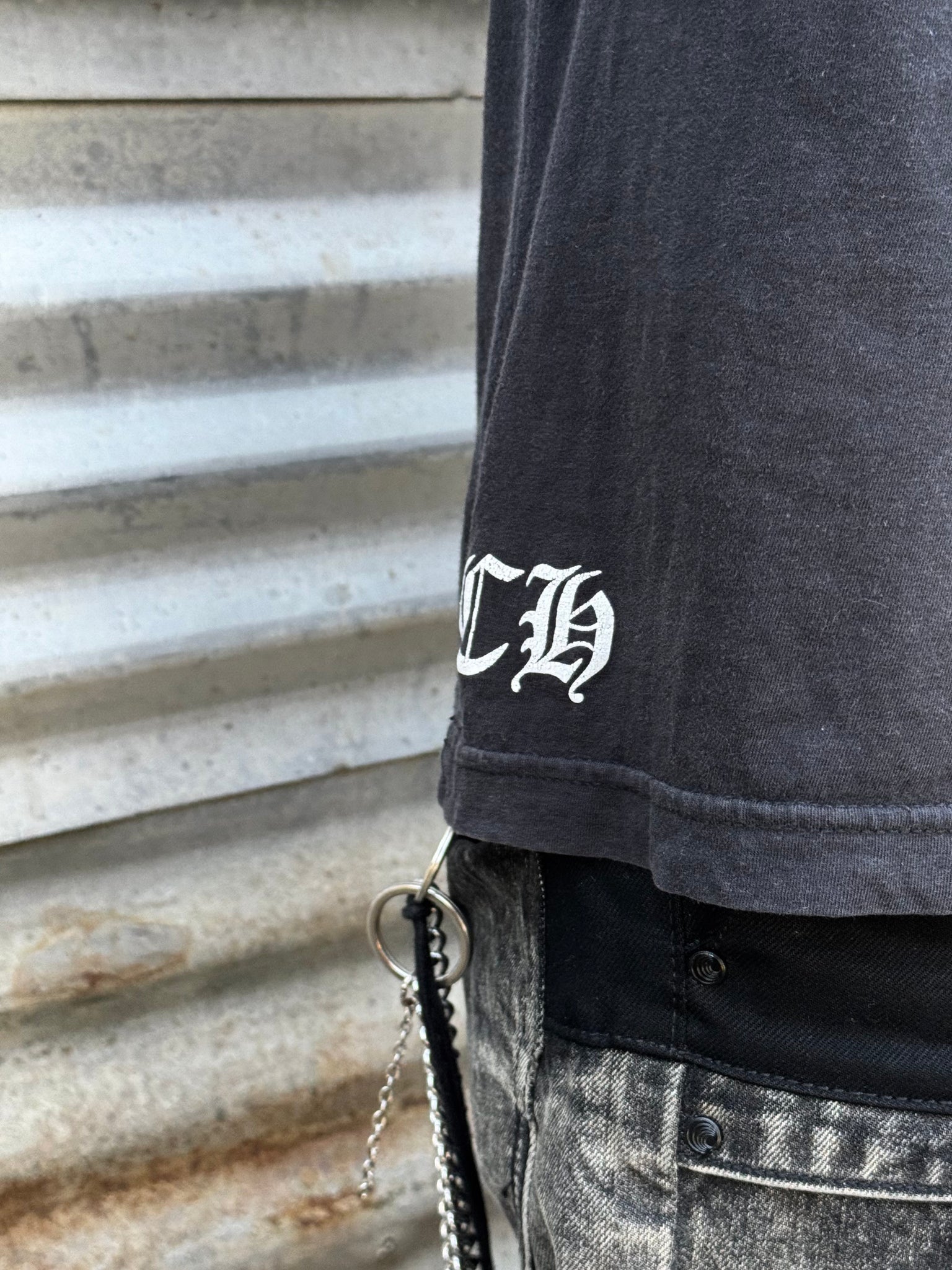 2000S CHROME HEARTS 'TAIPEI' CITY LOGO TEE