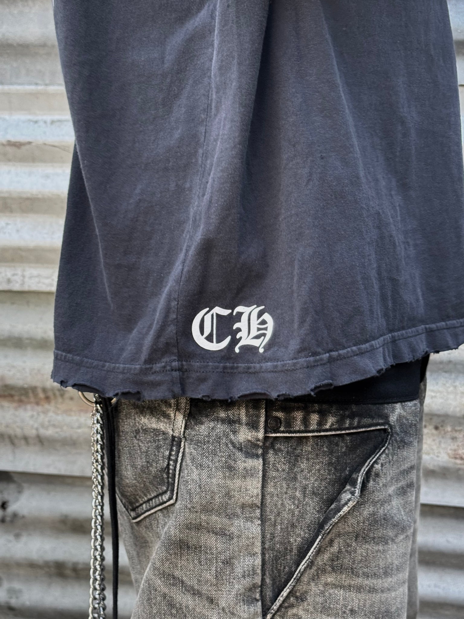 2000S CHROME HEARTS 'HONOLULU' DISTRESSED TEE