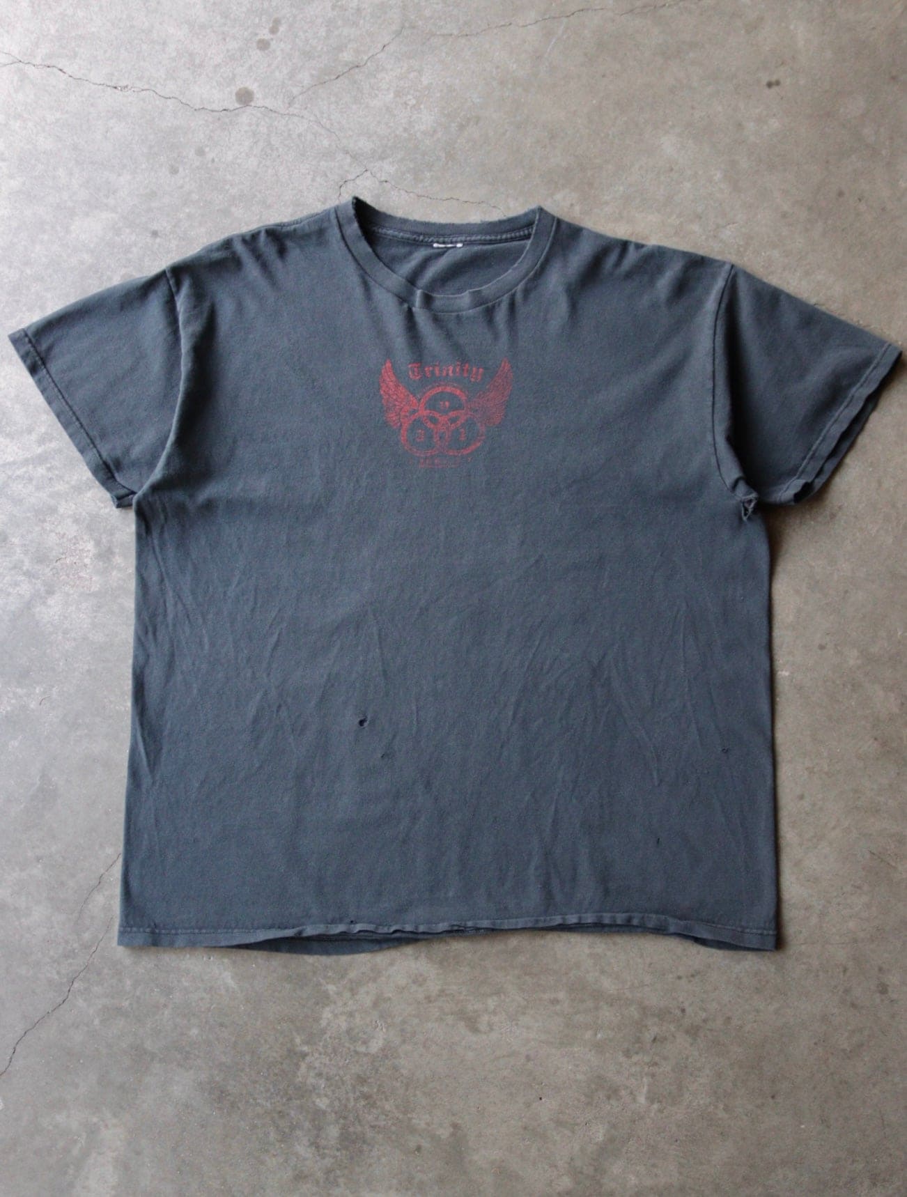 2000S TIRINITY FADED TEE