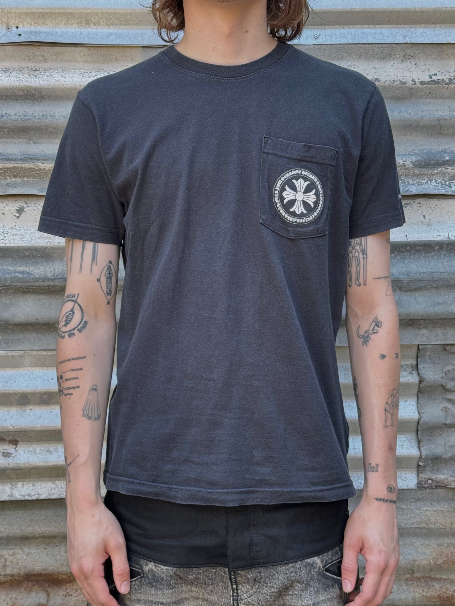 2000S CHROME HEARTS CROSS TEE