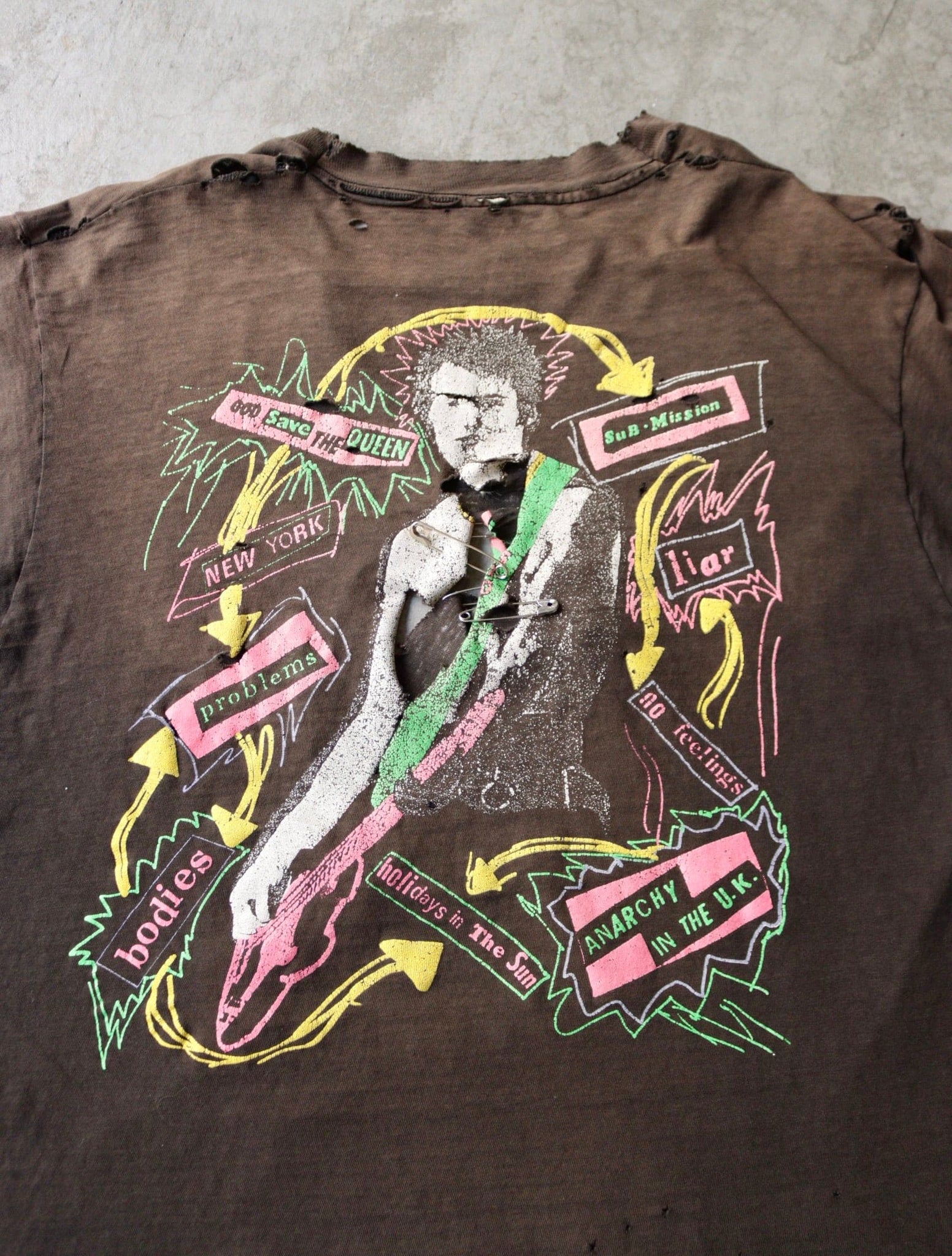1980S FADED THRASHED SEX PISTOLS BAND TEE