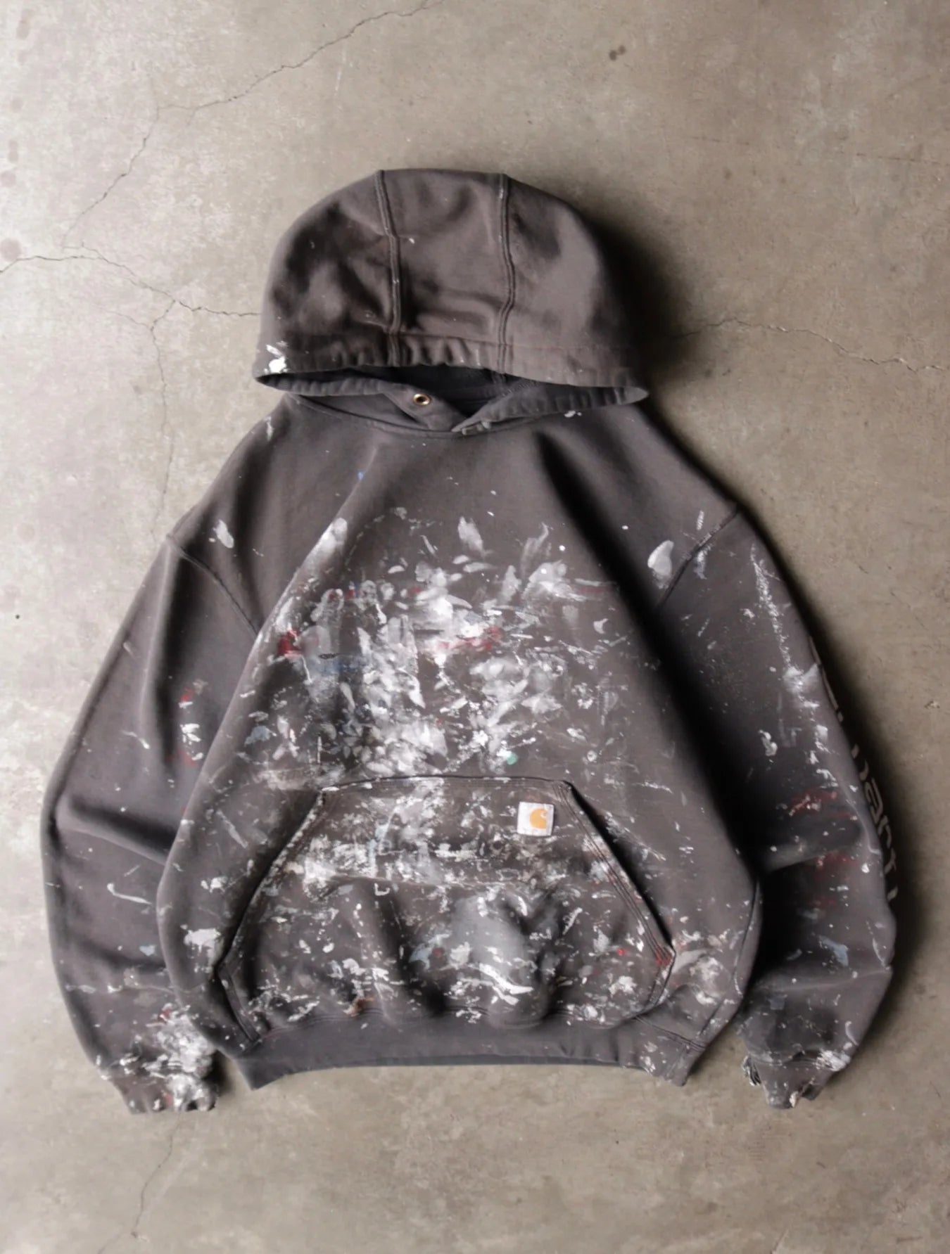 Sweatshirts – TWO FOLD