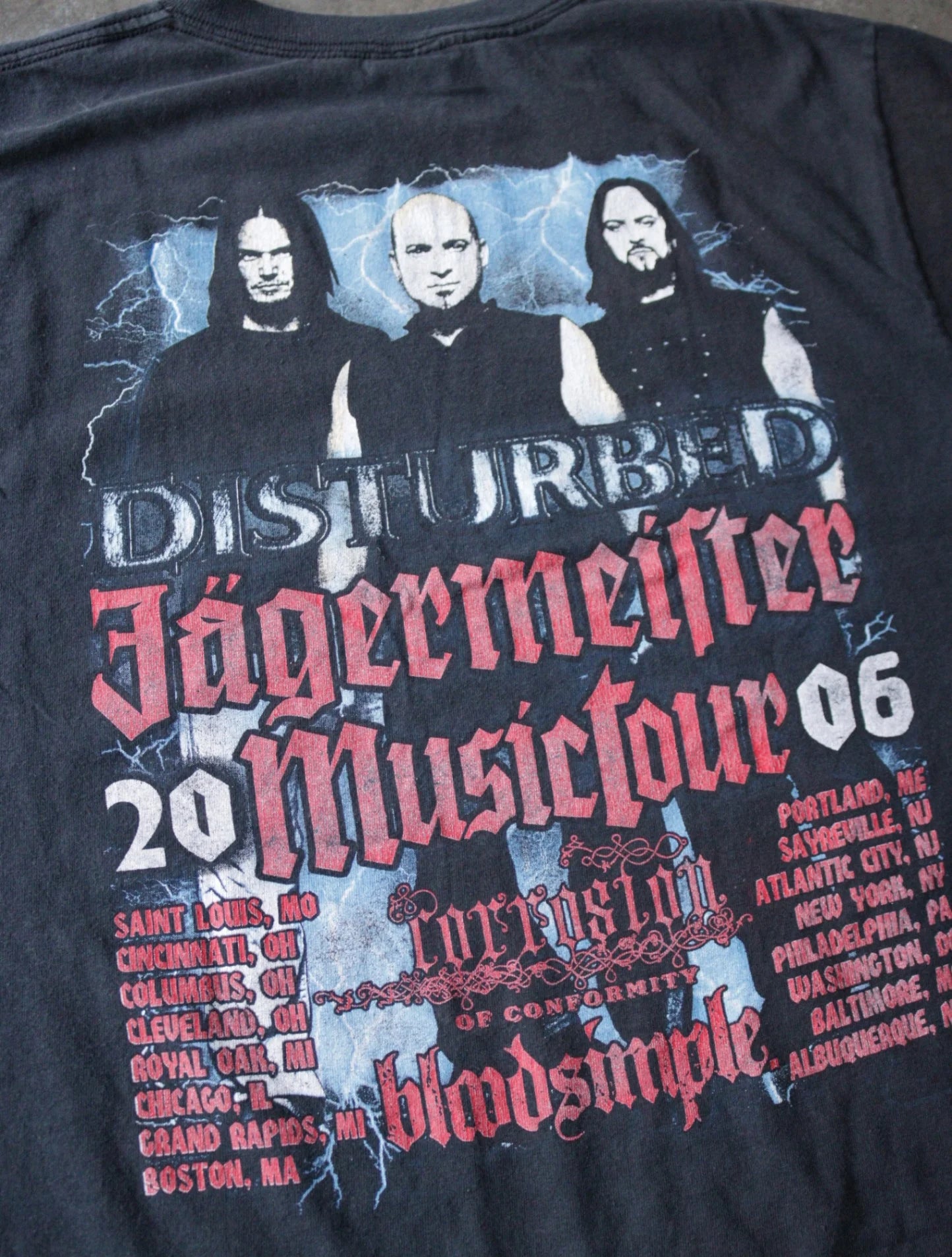 2000S DISTURBED BAND TEE