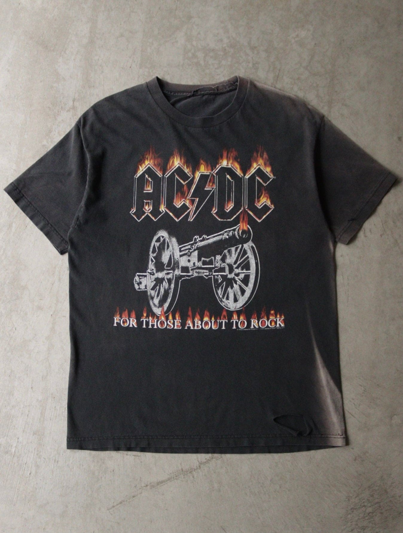 2000S FADED AC/DC TEE
