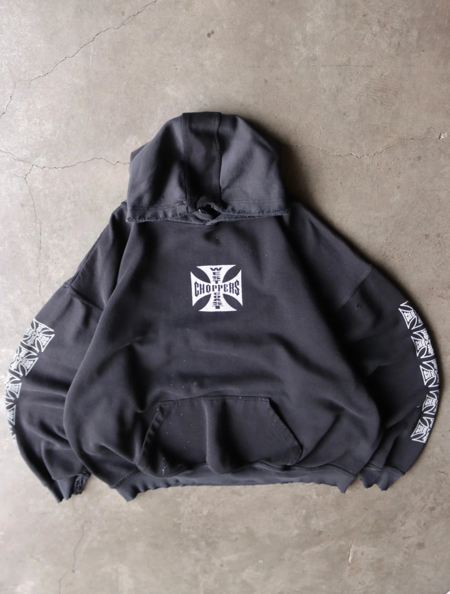 Sweatshirts – TWO FOLD
