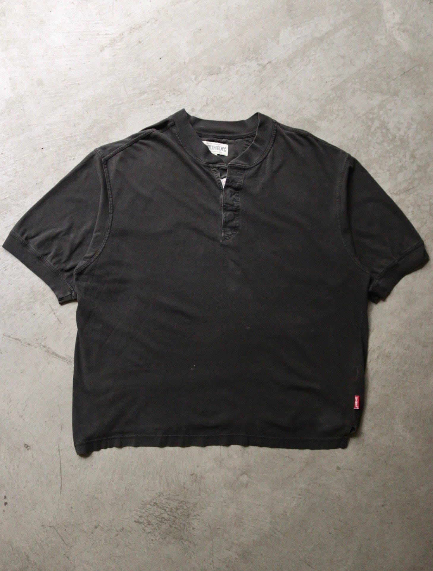 1990S BUTTONED UP BLANK TEE