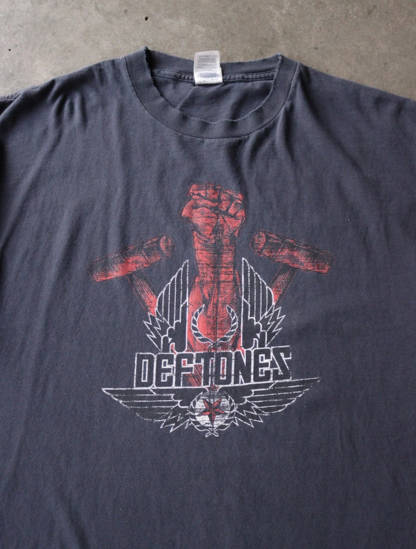 2000S DEFTONES BAND TEE