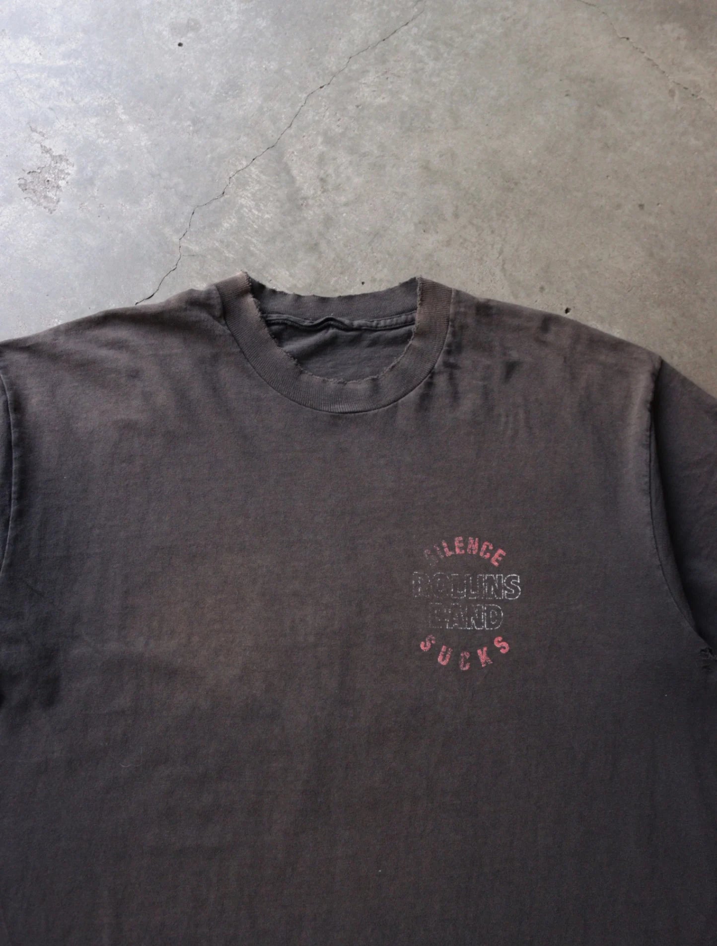 1990S FADED DISTRESSED ROLLINS BAND SILENCE SUCKS TEE