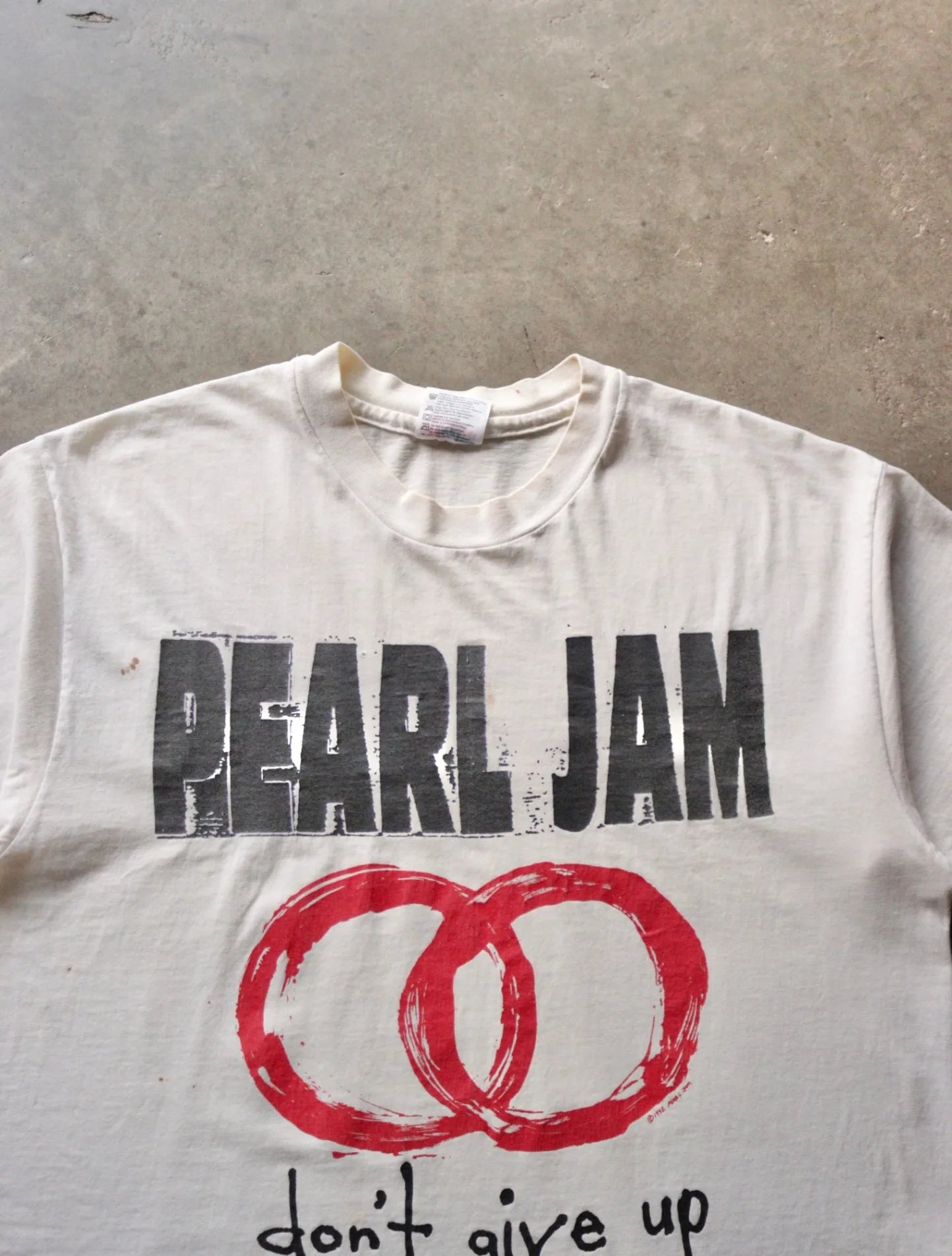 2000S PEARL JAM BAND TEE