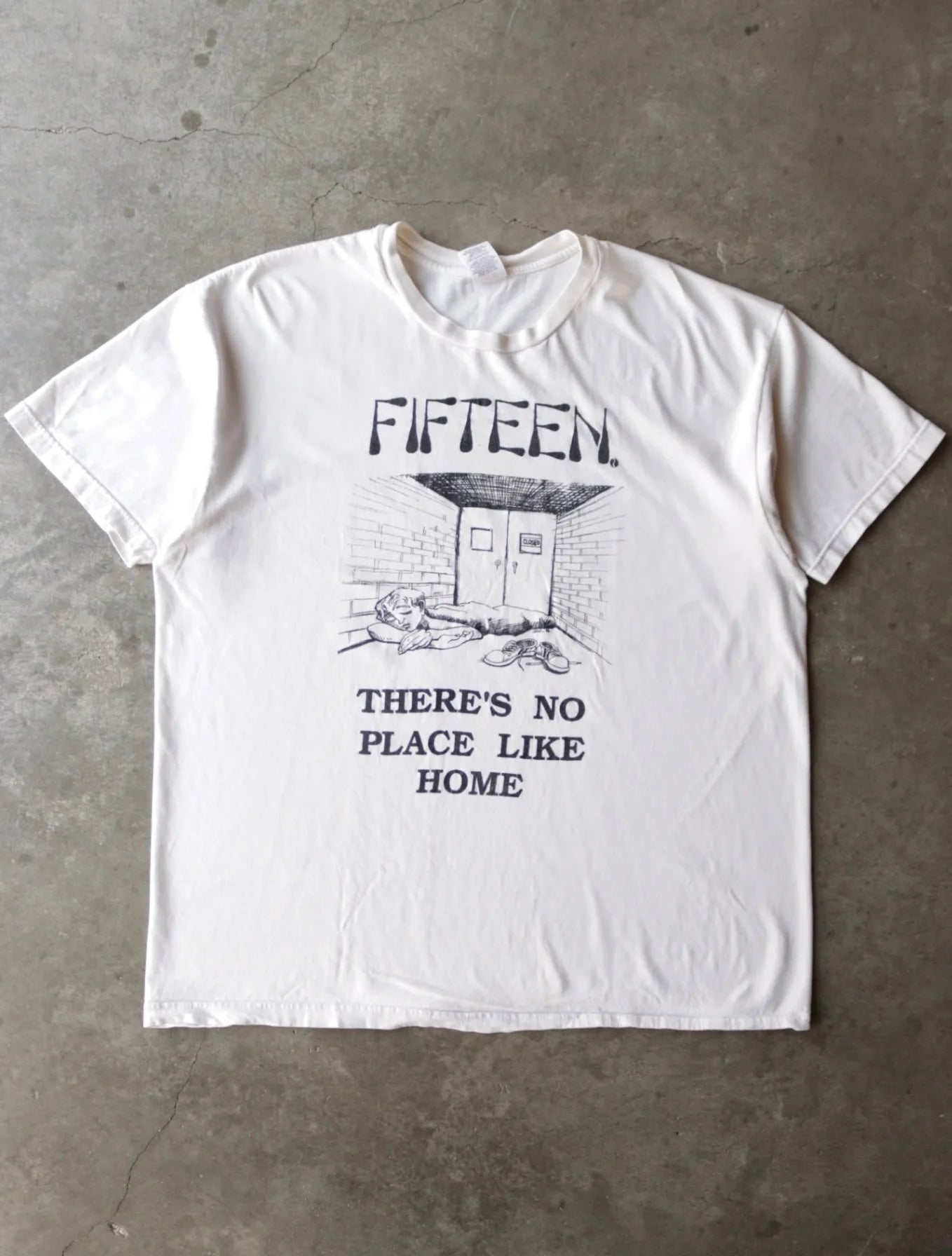 2000S FIFTEEN TEE