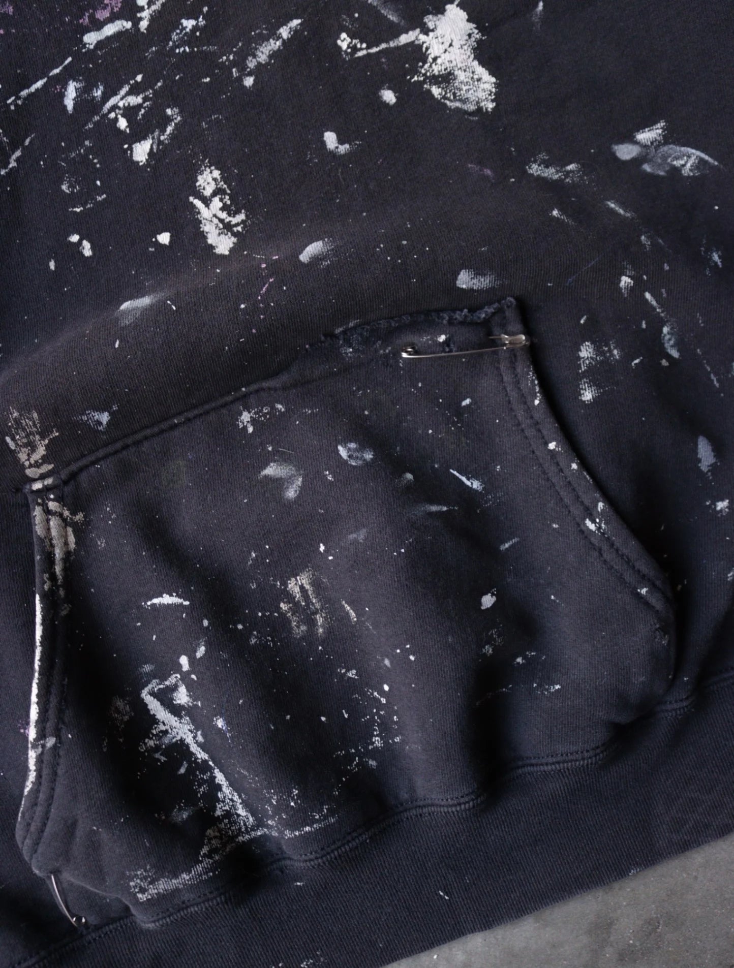 1990S FADED PAINTER HOODED SWEATSHIRT