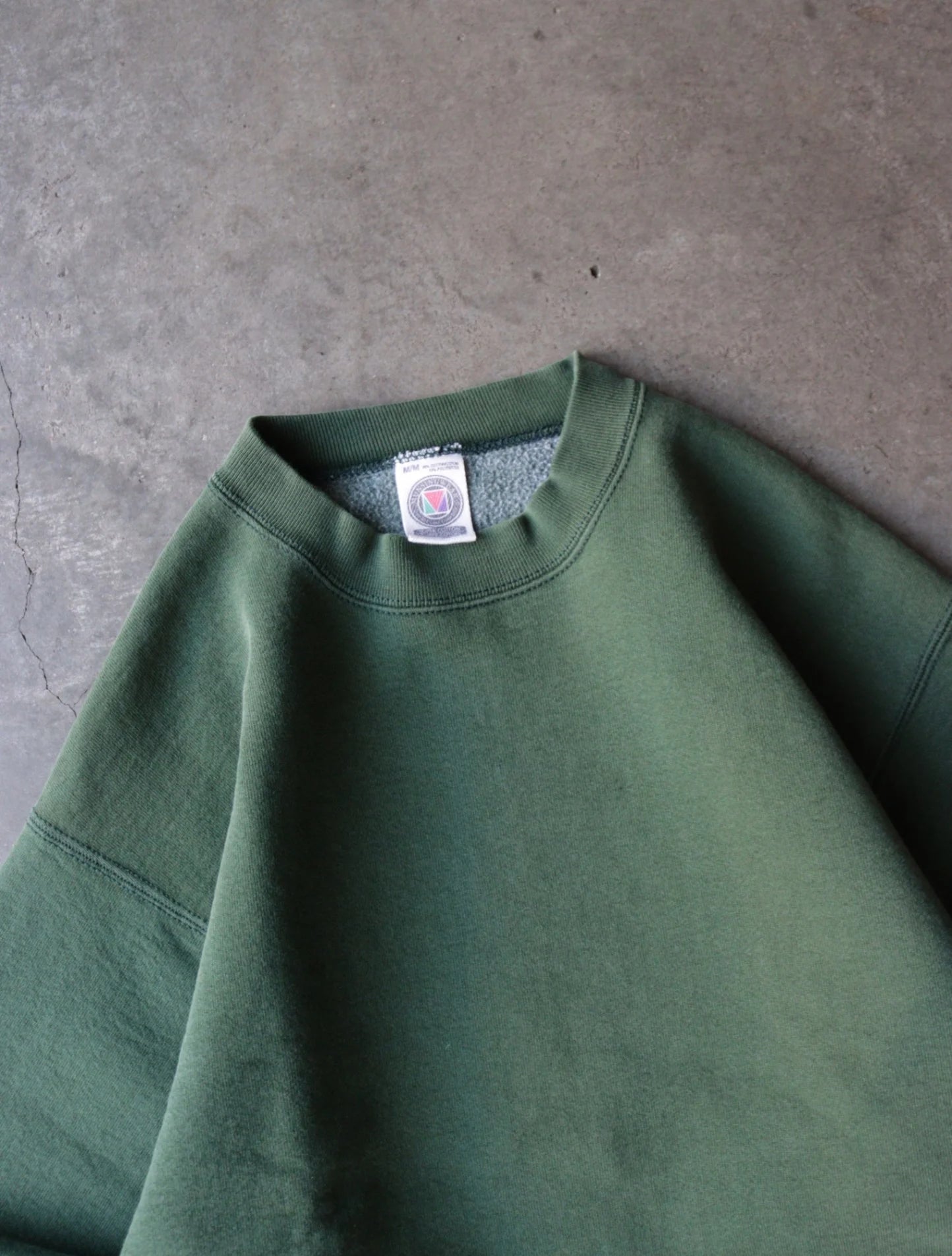 1990S THICK GREEN SWEATSHIRT