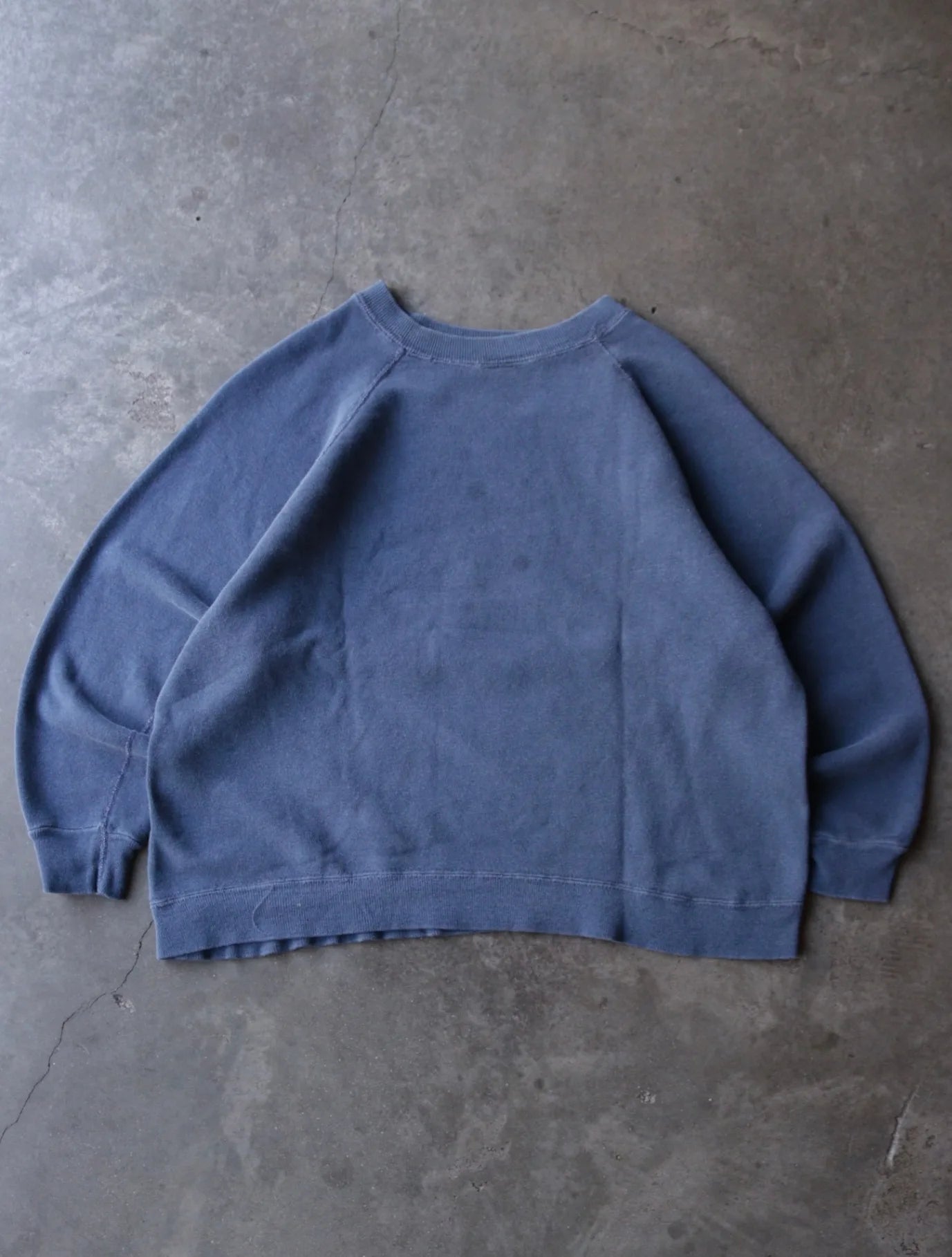 1960S FADED BLUE SWEATSHIRT