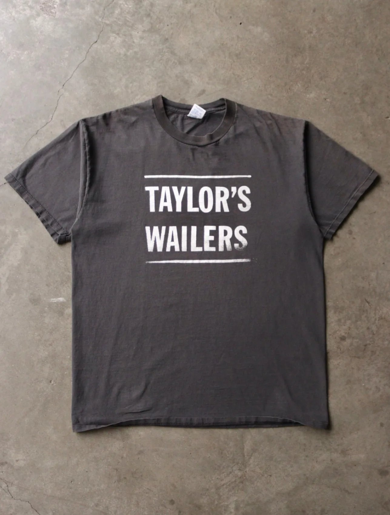 2000S SUN FADED TAYLOR'S WAILERS TEE