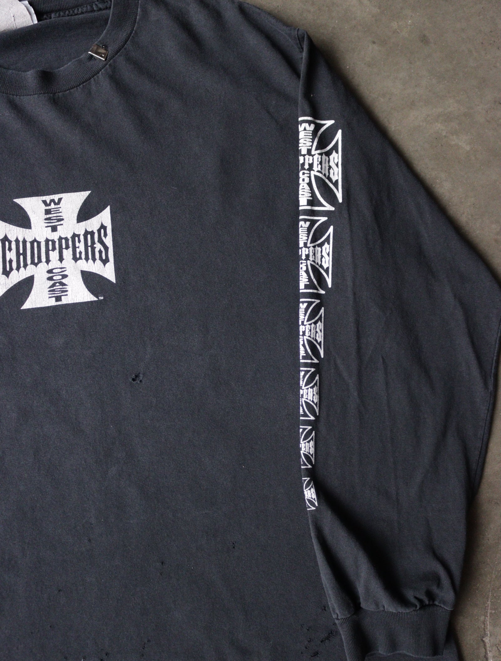 2000S WCC THRASHED L/S TEE – TWO FOLD