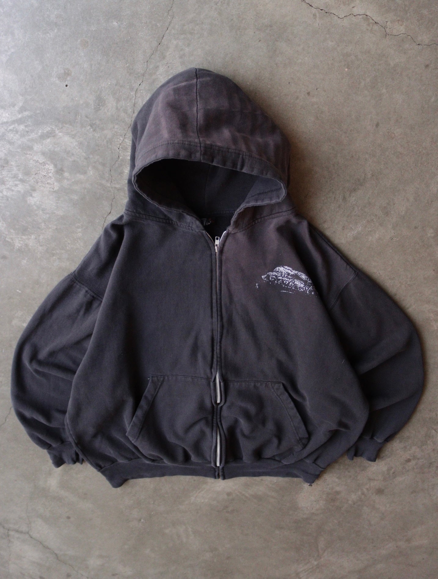 Sweatshirts – TWO FOLD
