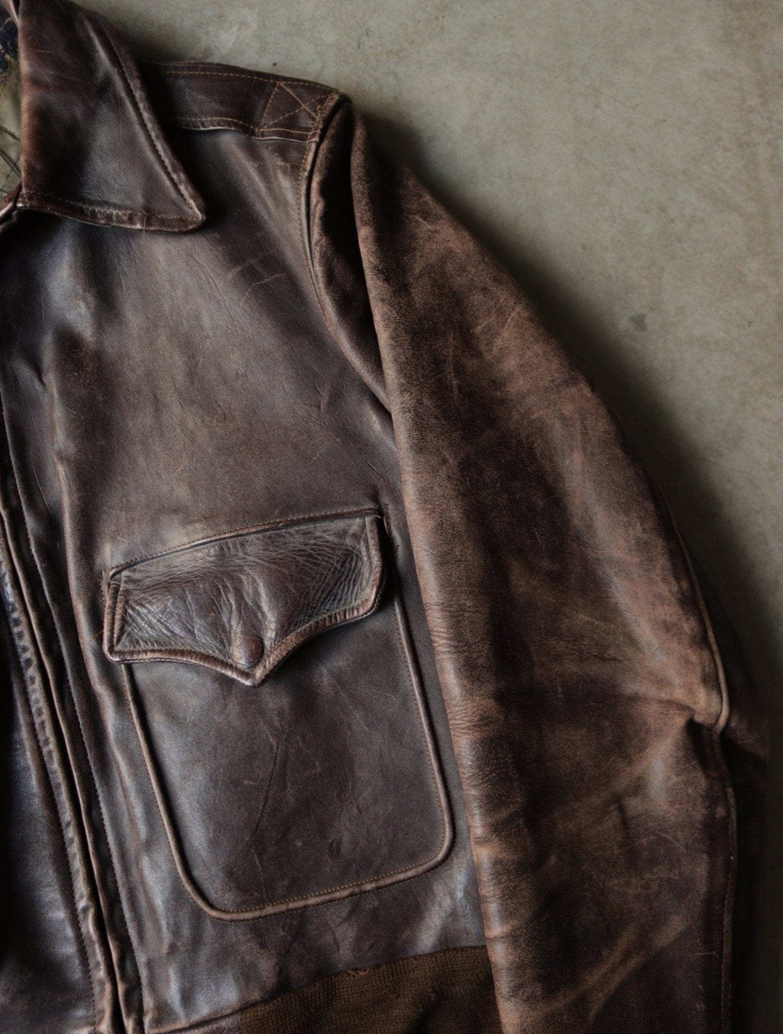 1940S FRONT QUARTER HORSEHIDE LEATHER JACKET - TWO FOLD