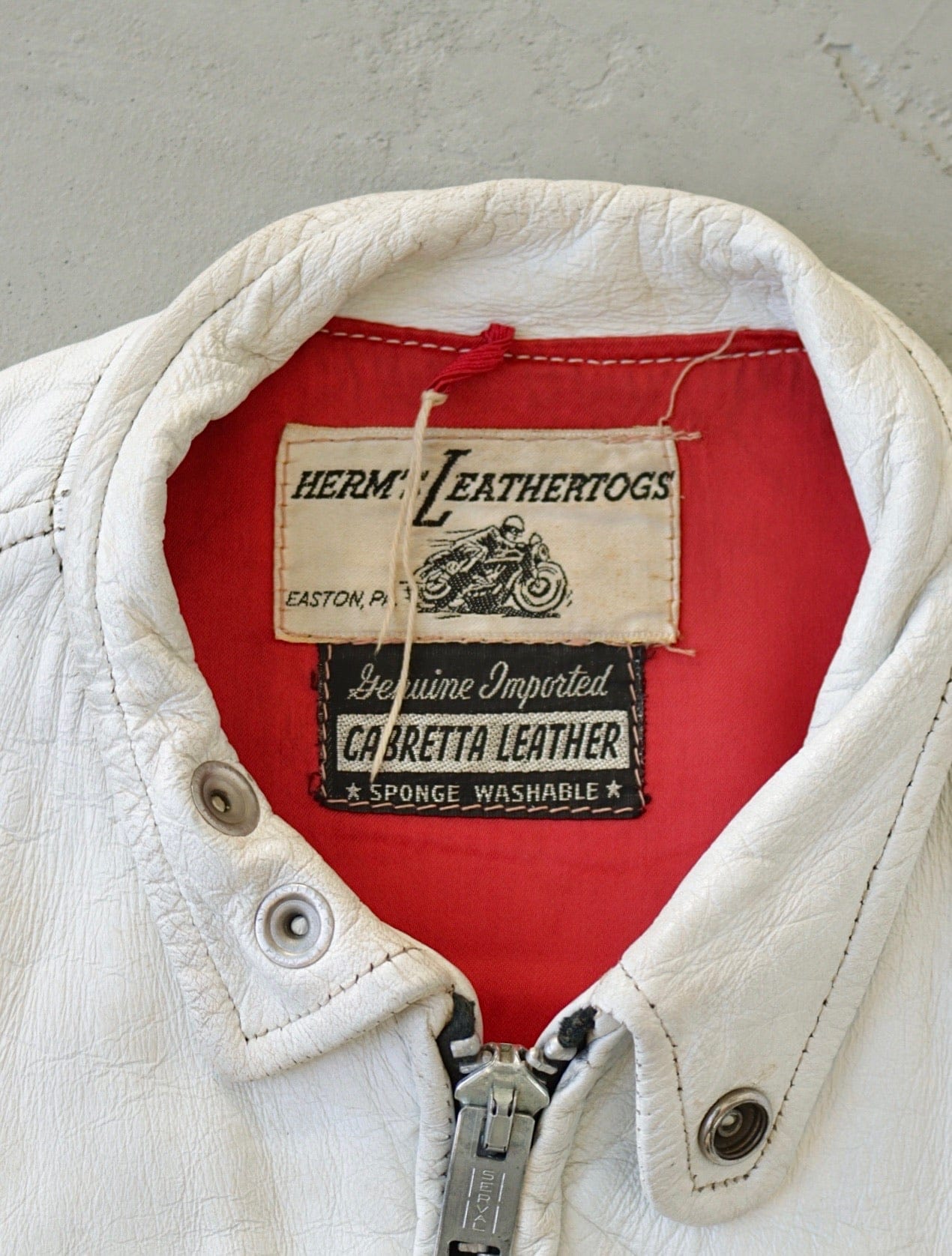 1950S STAINED WHITE LEATHER CAFE RACER JACKET - TWO FOLD