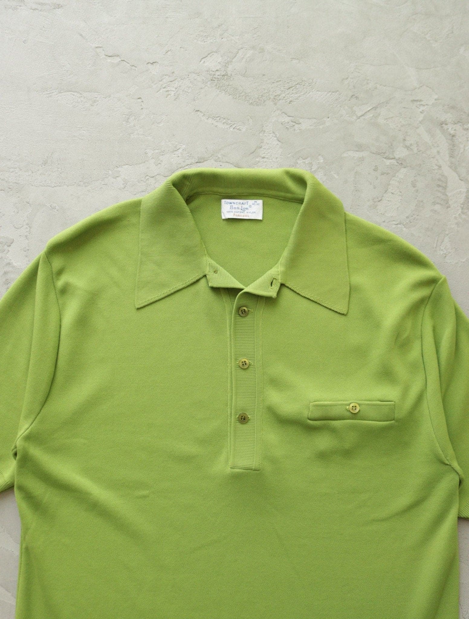 1970S TOWNCRAFT GREEN 1/4 BUTTON SHIRT - TWO FOLD