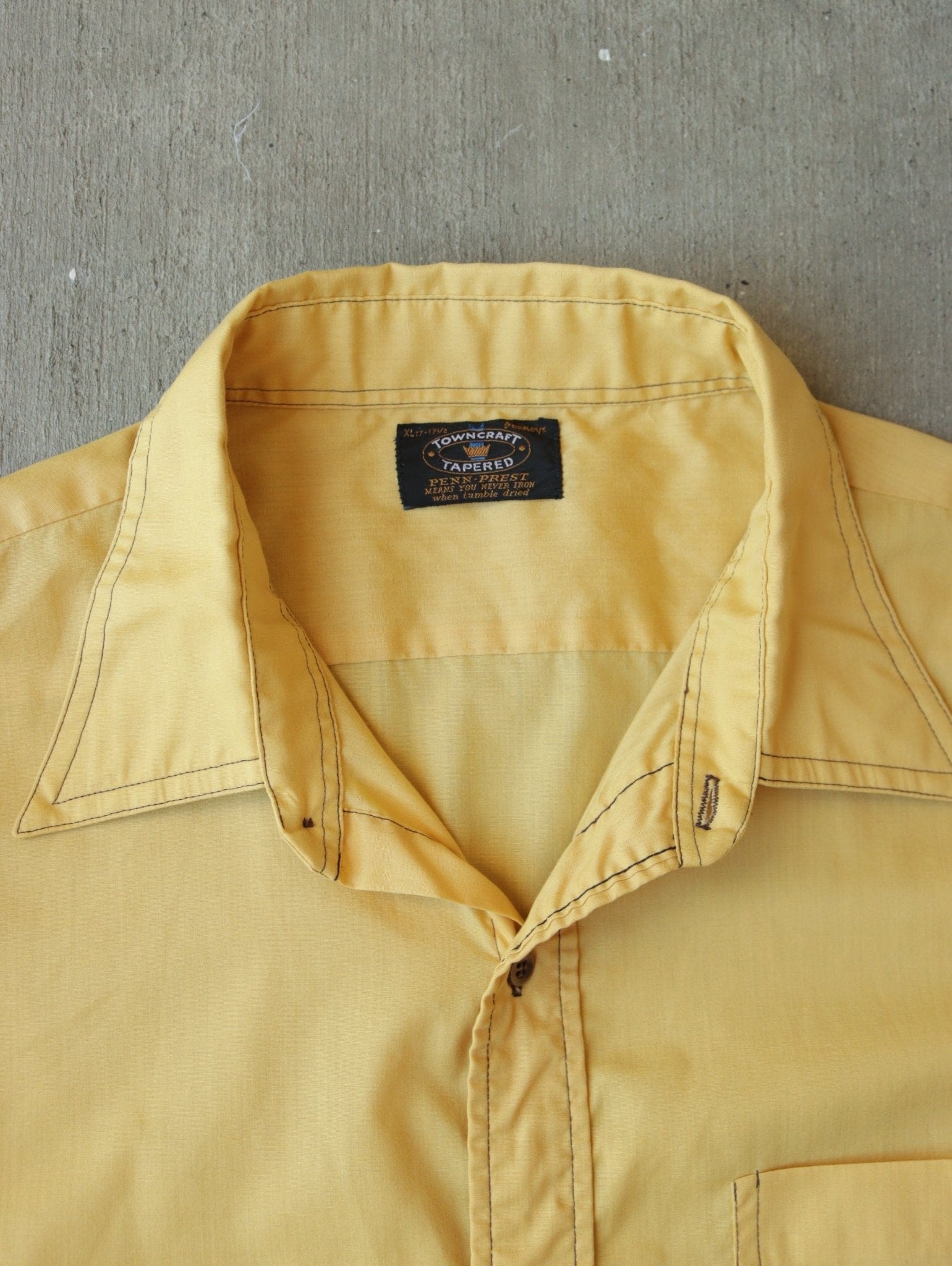 1970S TOWNCRAFT POINTED COLLAR SHIRT - TWO FOLD
