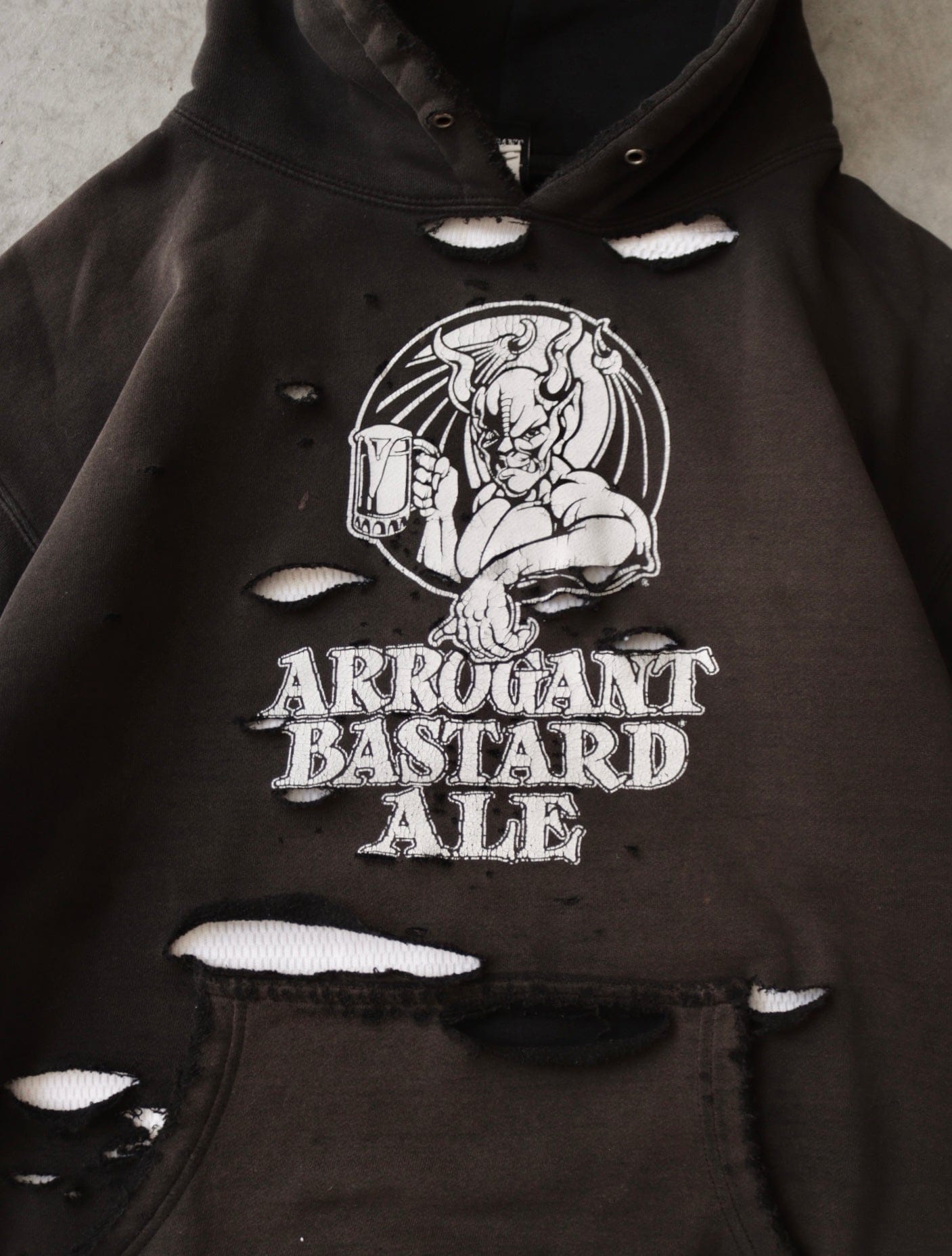 2000S SUN FADED THRASHED ALE HOODED SWEATSHIRT (THERMAL NOT INCLUDED) - TWO FOLD