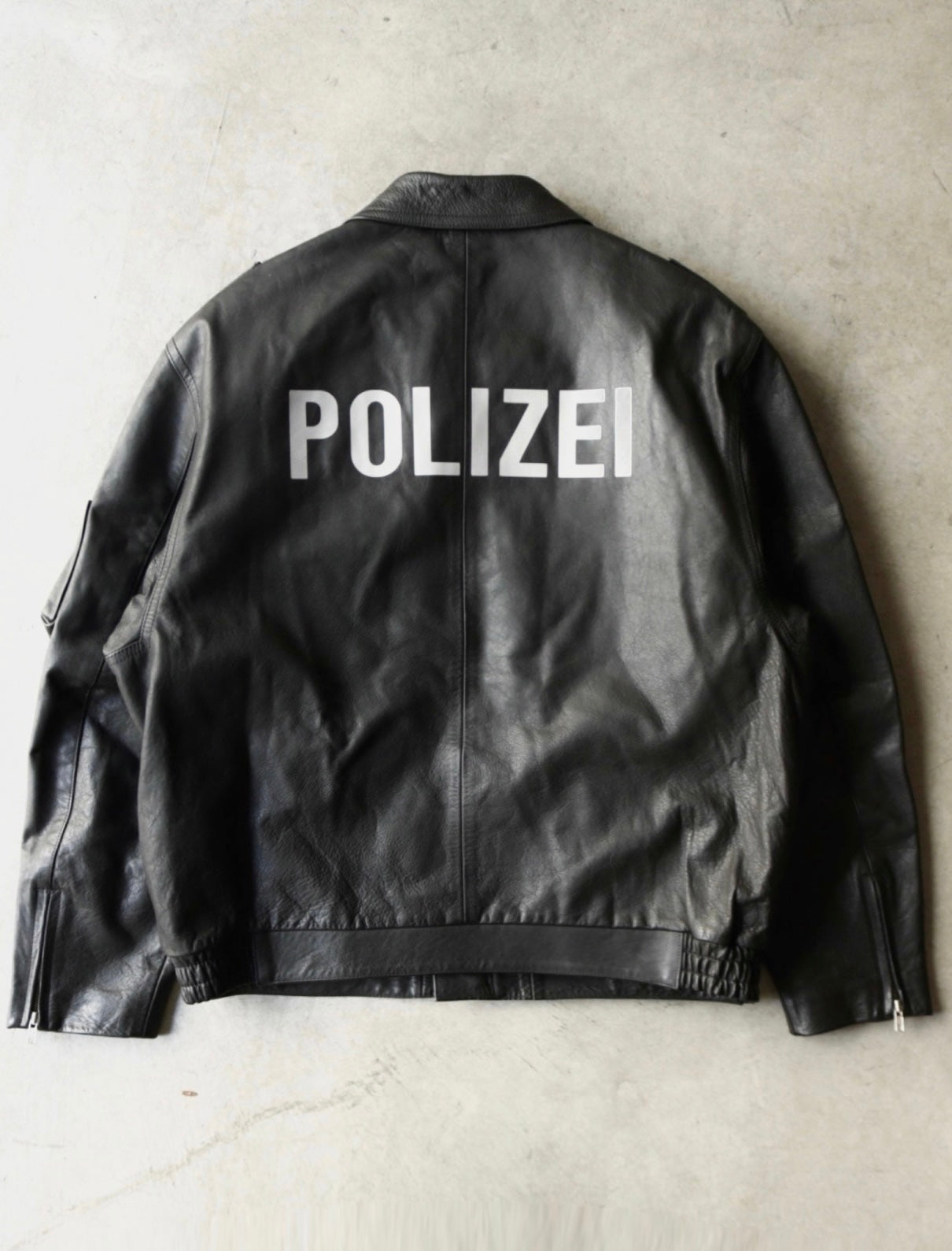 1990年代ドイツ製「POLIZEI」ボクシーレザージャケット