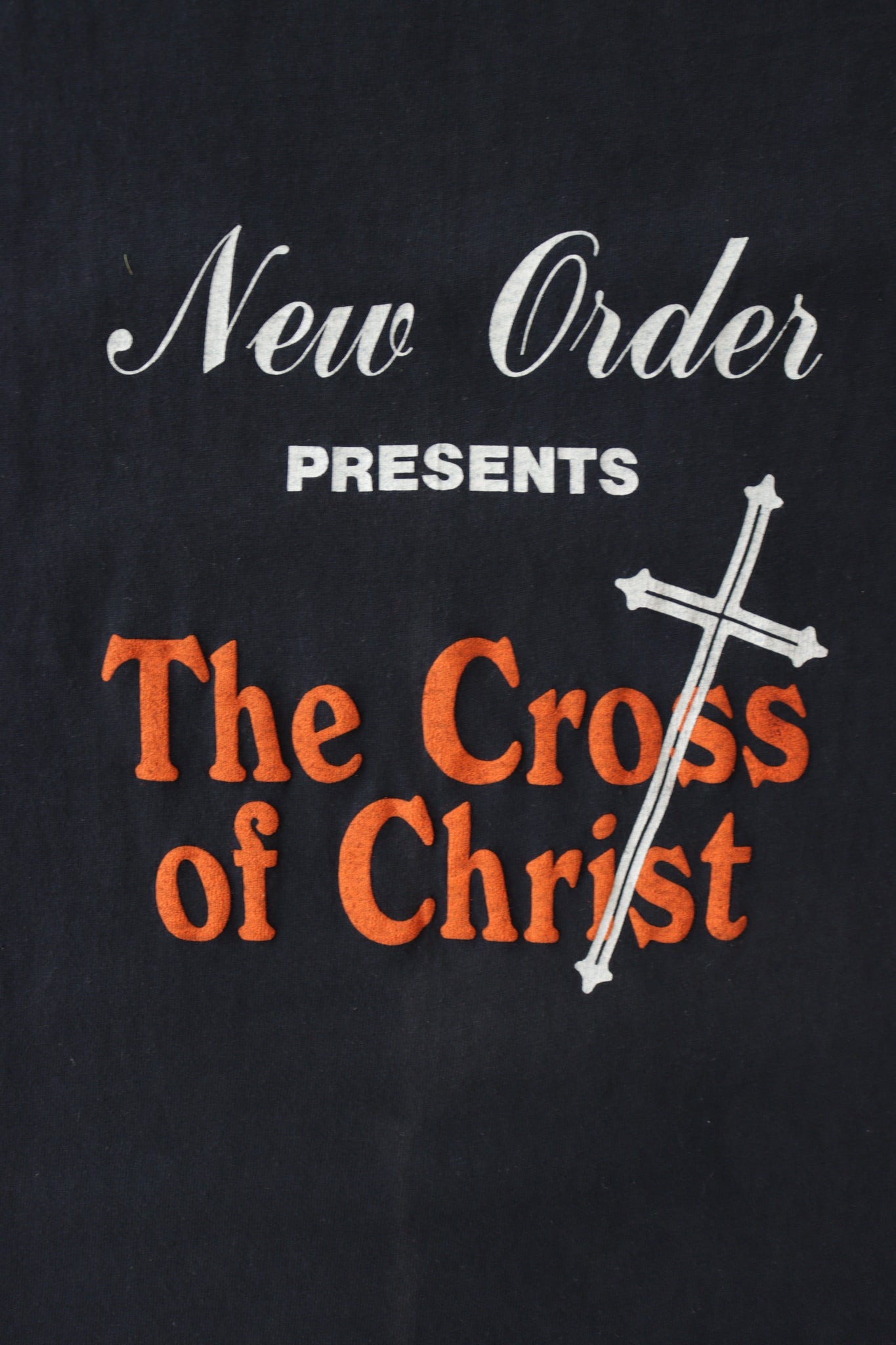 1980 年代ニュー オーダー「Cross Of Christ」パフ プリント T シャツ