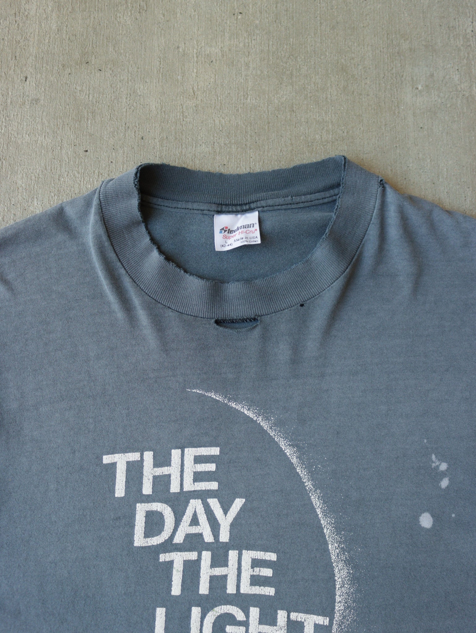 1991 THE DAY THE LIGHT WENT OUT FADED TEE - L