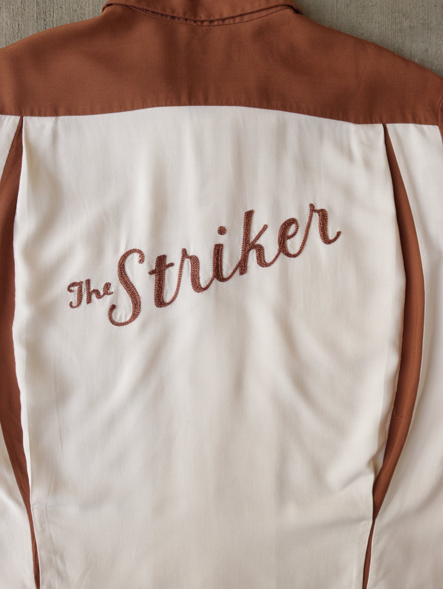1960年代 ツートーン 'THE STRIKER' チェーンステッチ レーヨン ボウリング シャツ - L