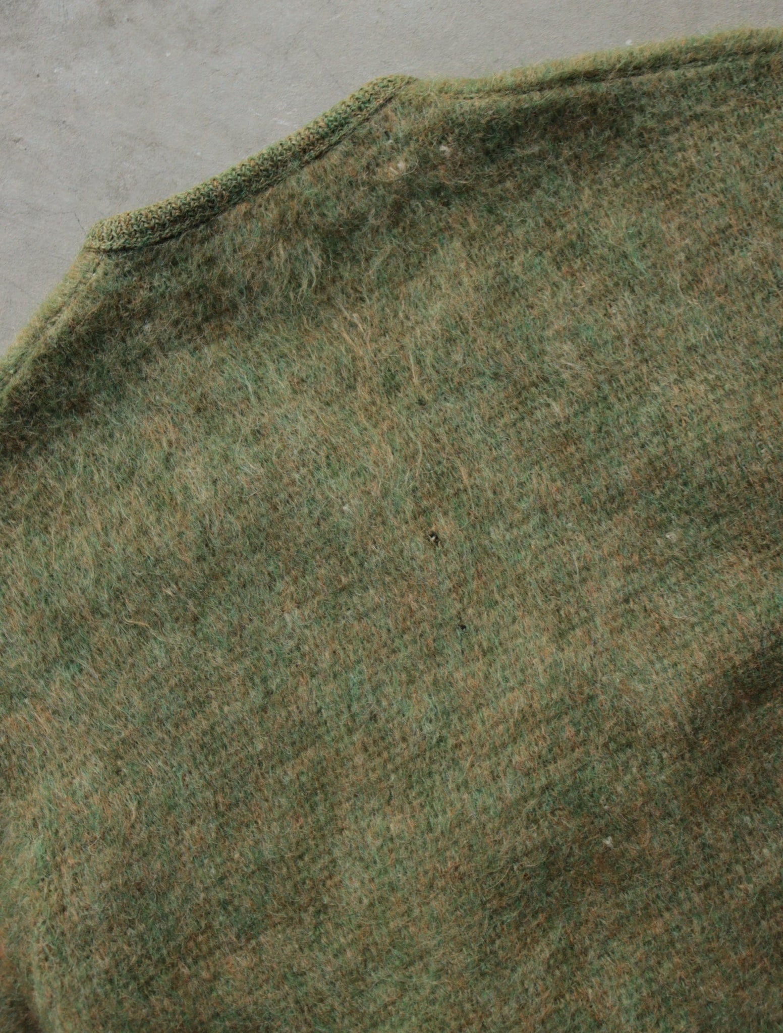 1960S PURITAN SPIRAL GREEN MOHAIR CARDIGAN